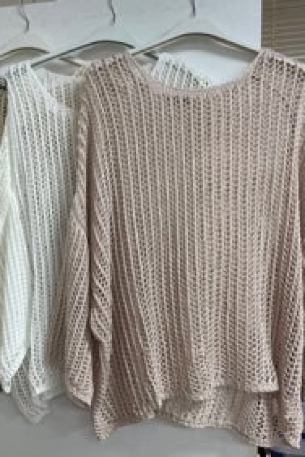 Crotchet knit with 3/4 sleeve top