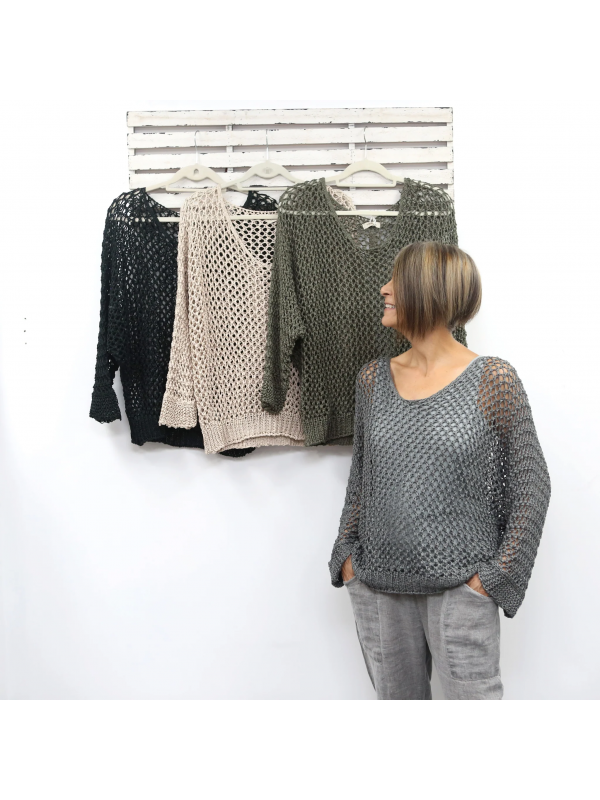 Crotchet knit with long sleeves